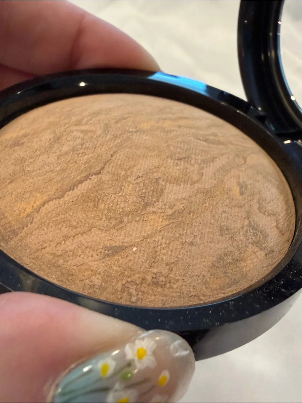 Laura Geller Baked Balance-n-Brighten Color Correcting Foundation Compact Medium